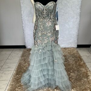 Andrea & Leo A1260 Sage Size 12